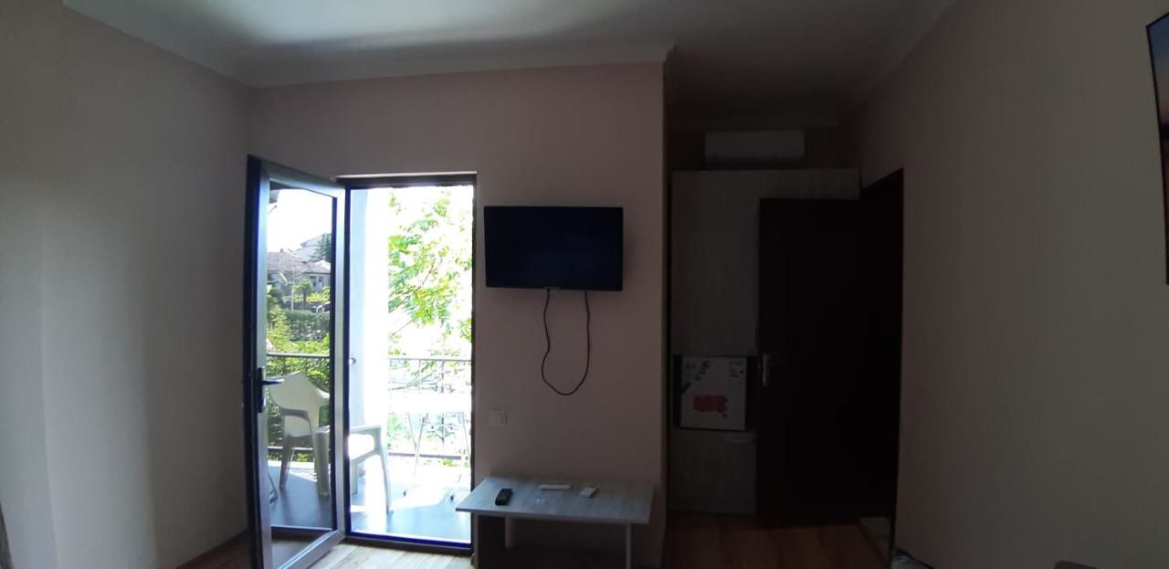 Гостевой дом Sunny Days Кобулети-30